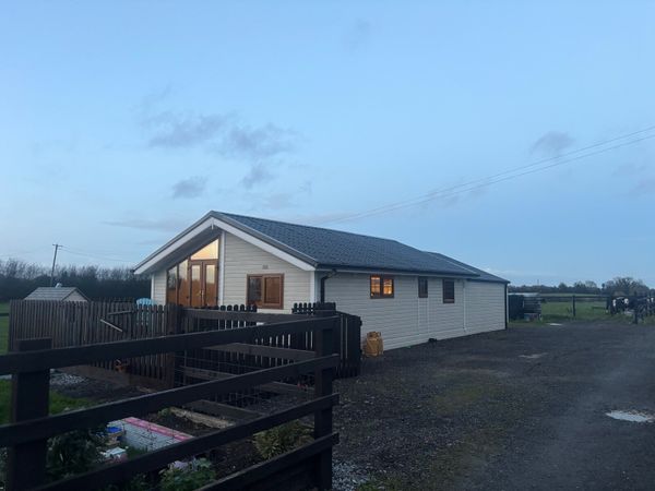 Twin unit mobile home - Main image