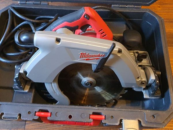 Milwaukee 235mm Guide Rail Circular Saw - Main image