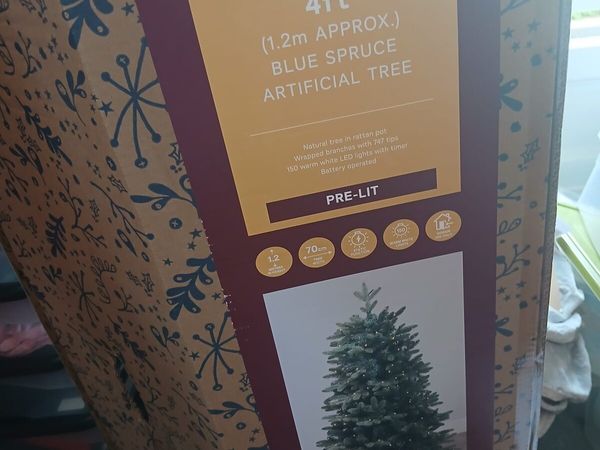 4ft Pre Lit Christmas Tree - Main image