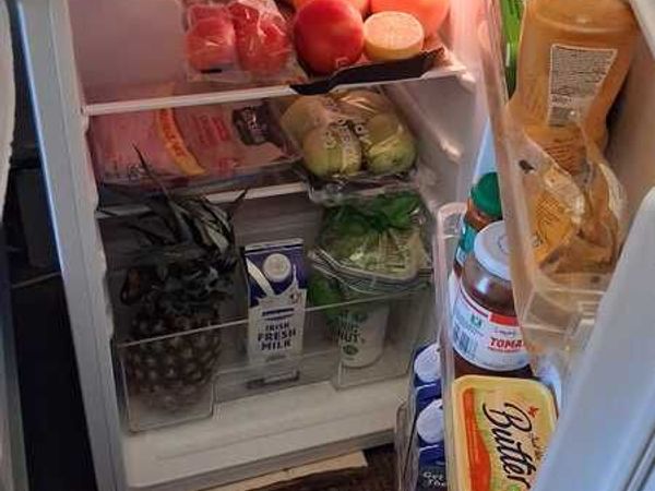 PowerPoint Compact Fridge  Good Working Condition - Main image