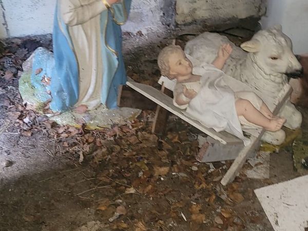 Crib figures - Main image