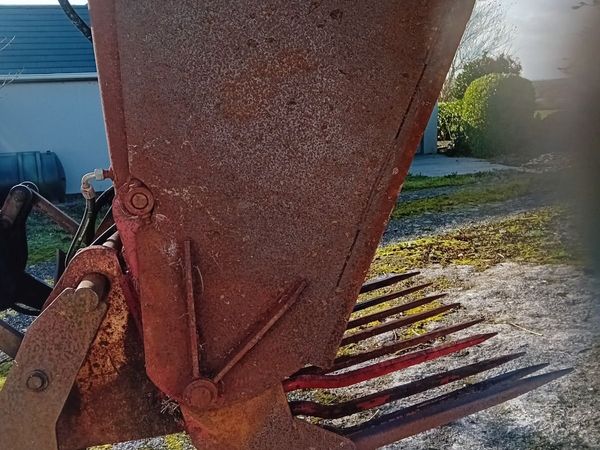 Shear grab for sale in Clare for €0 on DoneDeal