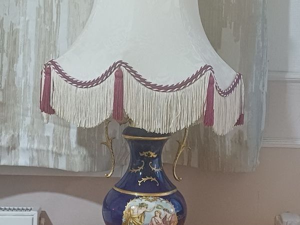 Vintage blue and gold ceramic table lamp - Main image