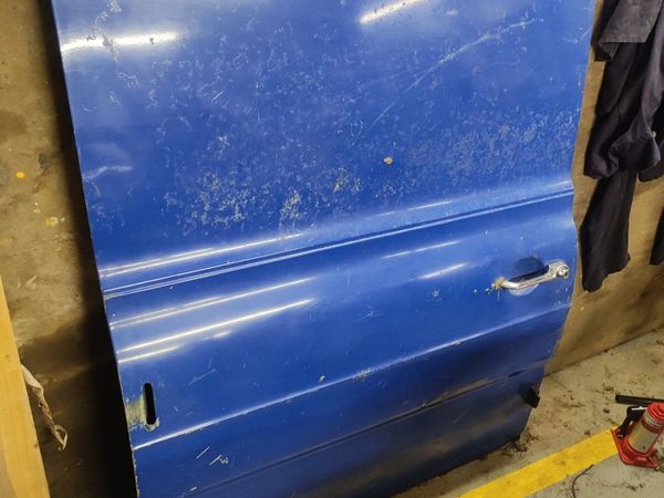 Mk1/Mk2 ford transit side door in excellent condit - Main image