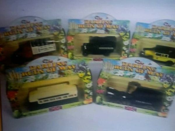 DARLING BUDS OF MAY DIE -CAST.LLEDO FIVE  CARS. - Main image