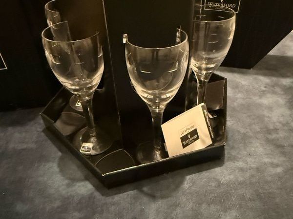 John Rocha Waterford Crystal Geo 6x White Wine set. - Main image