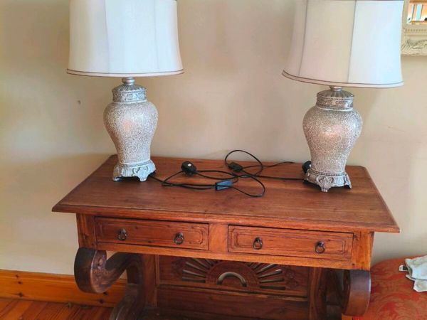 2 beautiful new lamps - Main image