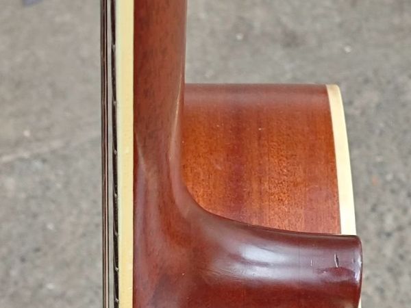 Gibson acoustic guitar - Main image