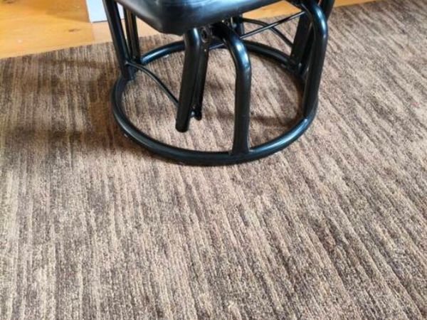 Foot stool like new - Main image