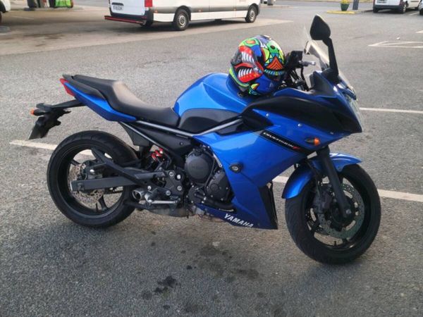 Yamaha XJ6 2010 - Main image