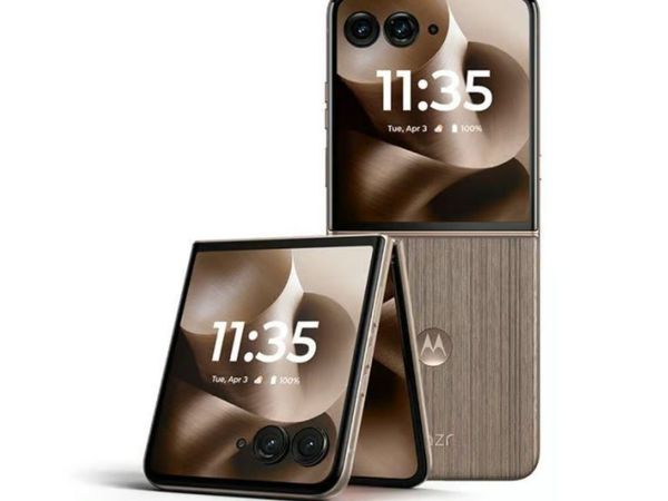 Motorola Razr 60 Ultra - Main image