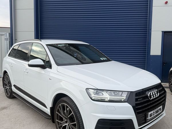 Audi Q7 - Main image