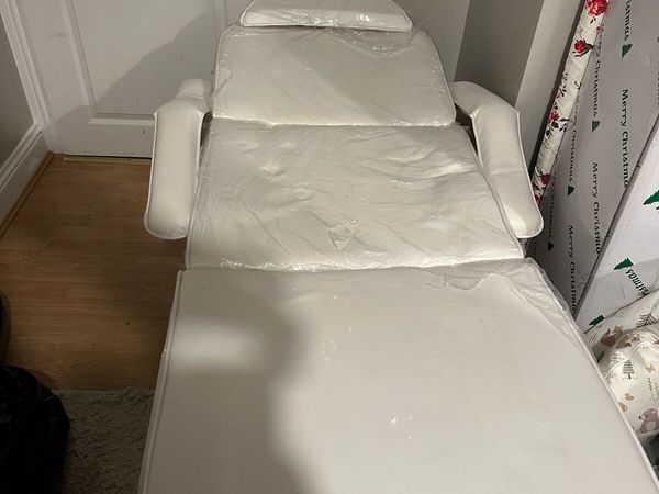 Beauty equipment - Main image