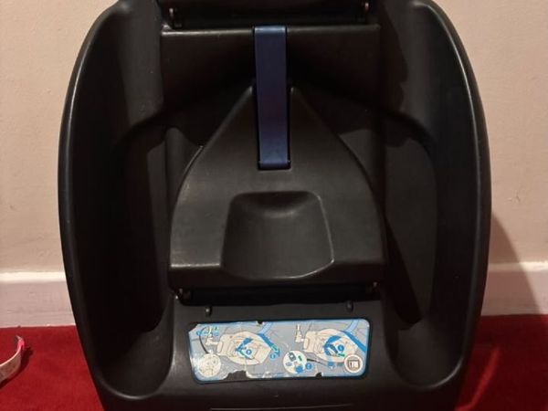 Car seat base - Main image