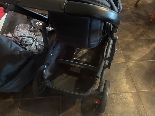 Uppababy Vista V2 Travel System - Main image