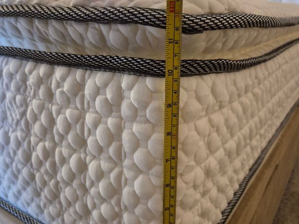 ONLY 4 DAYS LEFT!  Get 30% OFF our Luxury Mattress - Main image