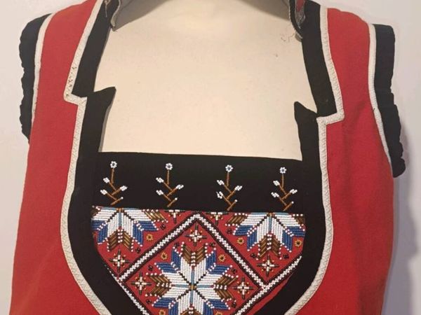 Antique Inuit Handcraft - Main image