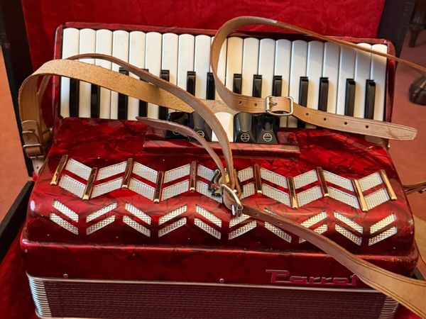 Accordions-Homer & Parrot piano accordions - Main image