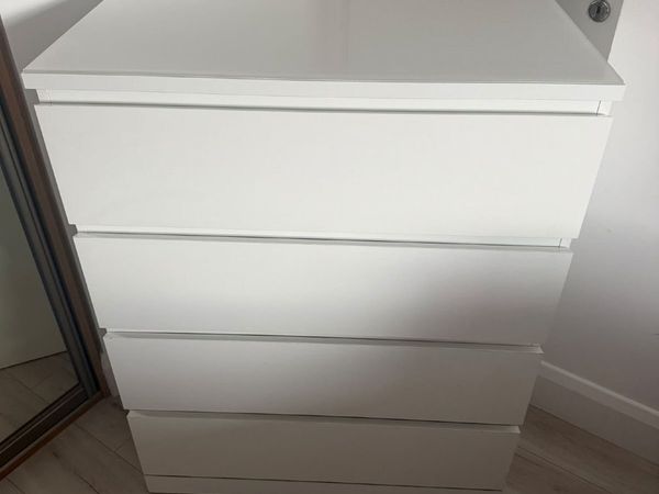 Ikeam malm chest 4 drawers 80x100cm  and glass top - Main image