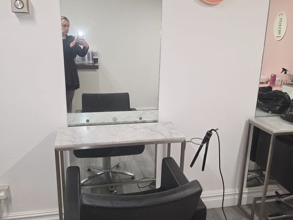 Salon furniture - Main image