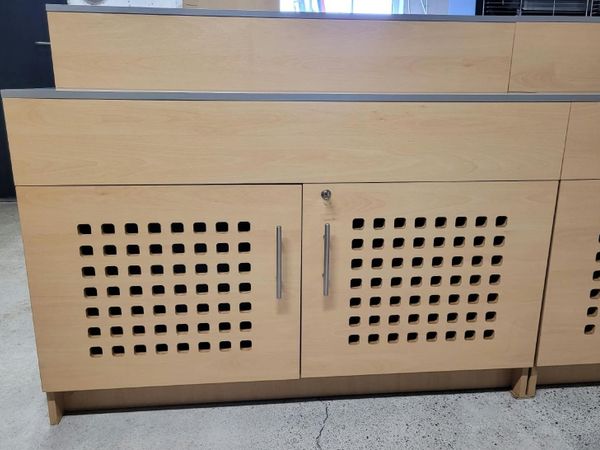 Counters/Storage Cabinets x 2 - Main image