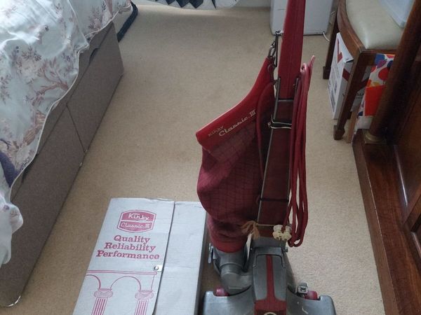 Antique Vacuum: Kirby Classic III - Main image