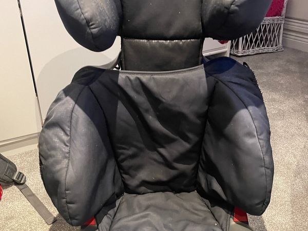 Baby car seat - 1 for toddler and 1 for older chil - Main image