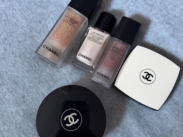 Full set of chanel makeup - Main image