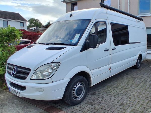 Mercedes Sprinter Camper 2006 - Main image