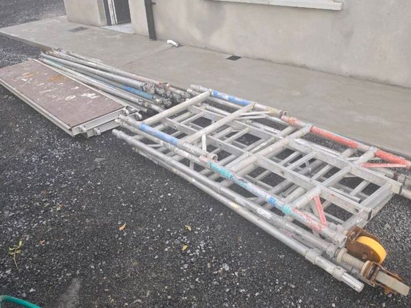 Tower Scaffolding - Main image