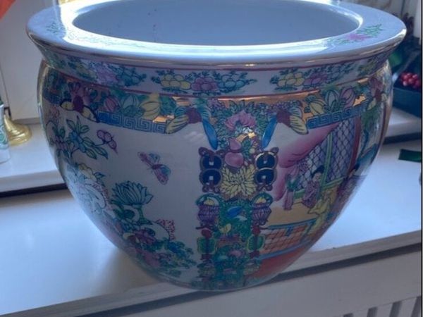 Vintage Chinese Famille Rose Large Planter - Main image