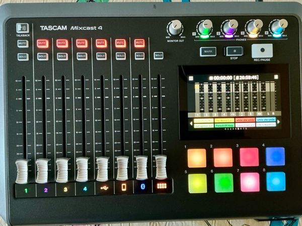 TASCAM Mixcast 4 Podcast Recording Consolej - Main image