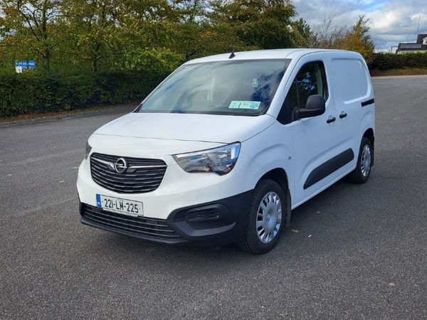 Opel Combo 2022 - Main image