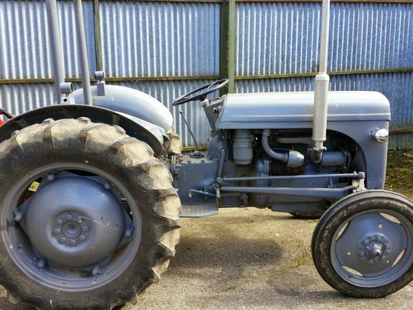 Tractor  20 diesel - Main image