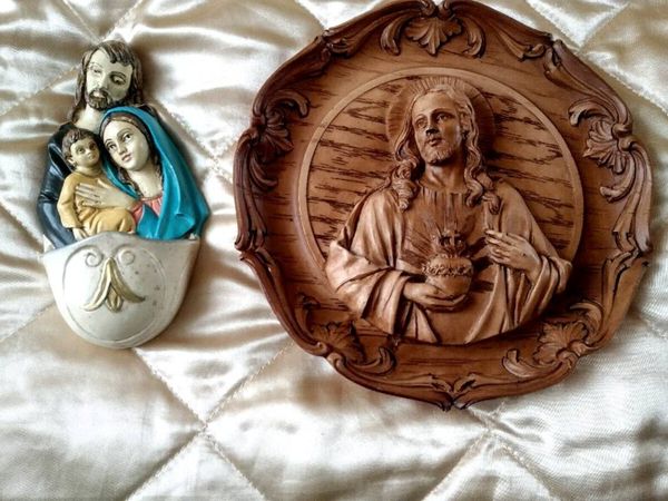 Religious wall mounted pieces - Main image