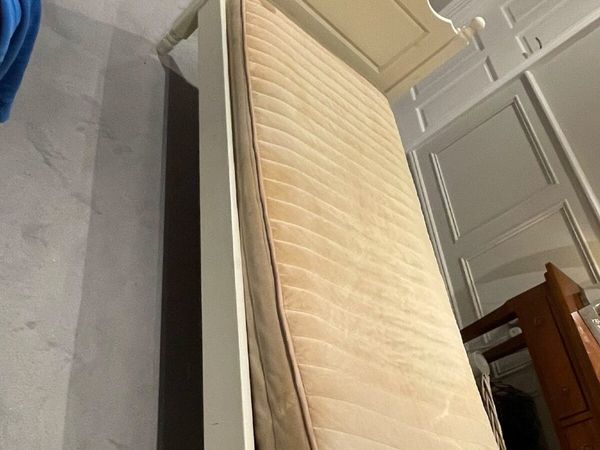 Single bed plus mattress - Main image