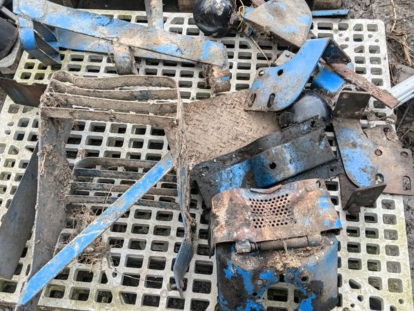 Ford tractor parts - Main image