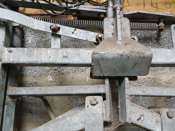Fully auto crush gate new call 0868782672 for sale in Roscommon for € ...