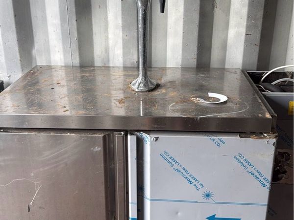 Two Door Portable Beer Bar - Main image