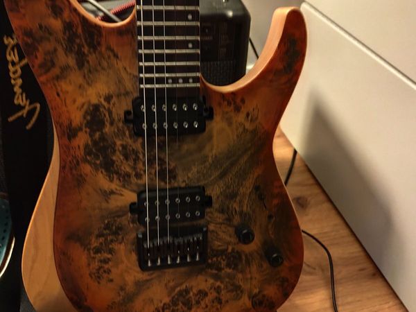 Electric guitar for sale in Dublin for €600 on DoneDeal