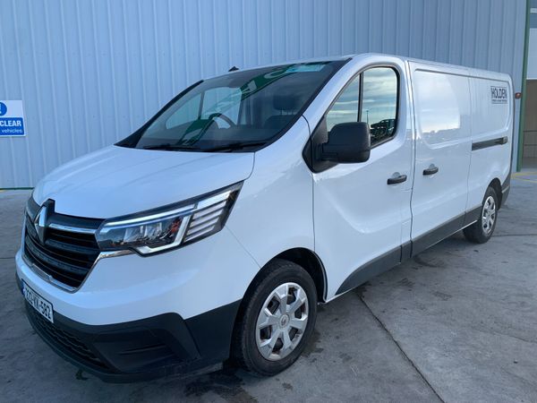 NO RESERVE 2022 RENAULT TRAFIC FOR AUCTION - NAAS - Main image