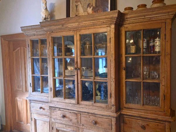 Dresser - Main image