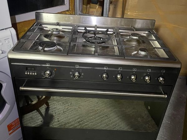 Smeg dual fuel 90cm Oven and Gas Hob - Main image