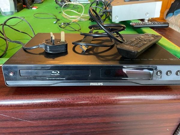 Pioneer DVD player, Philips Blu-ray player and Skytronic amplifier - Main image
