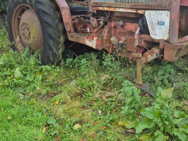 Tractor - Main image