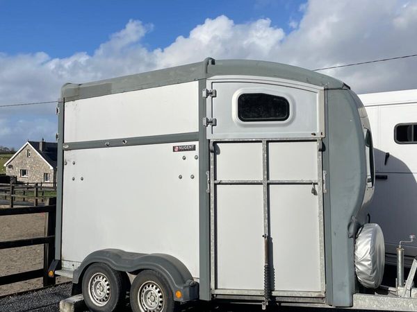 Horse box - Main image