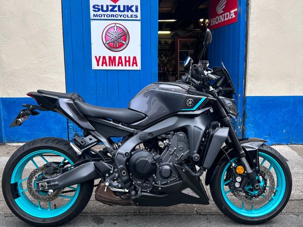 241 Yamaha MT 09 - Main image