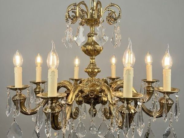 French Eight-Arm Brass & Crystal Chandelier - Main image