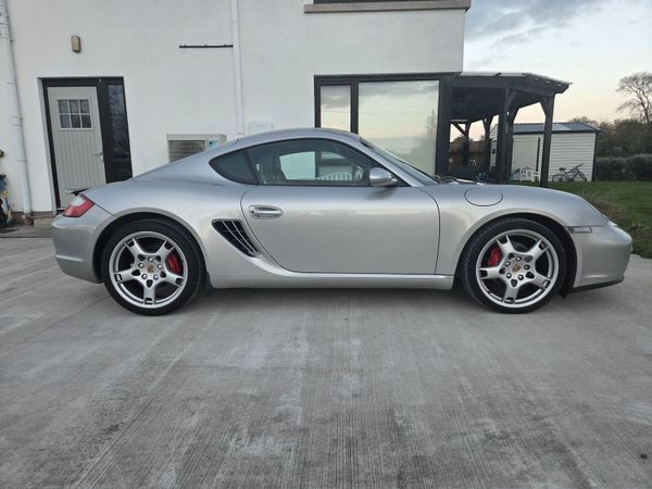 Porsche Cayman 2007 - Main image