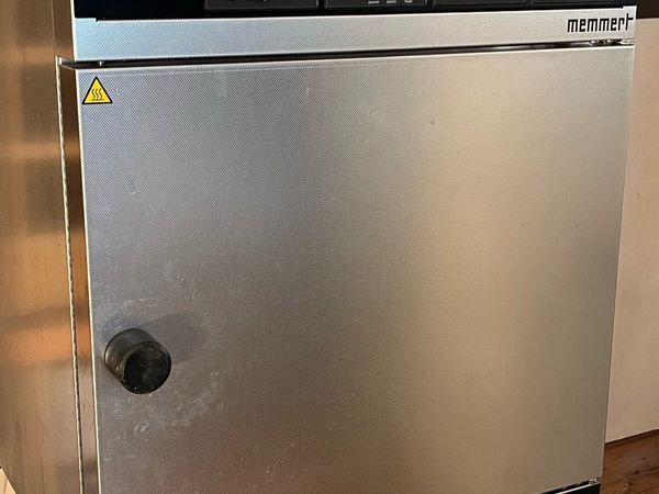 Laboratory drying oven. - Main image
